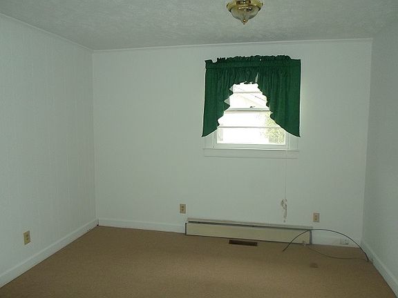 5th image of 151 S Carlisle St