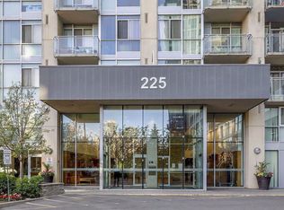 225 Webb Dr #2301, Mississauga, ON L5B4P2