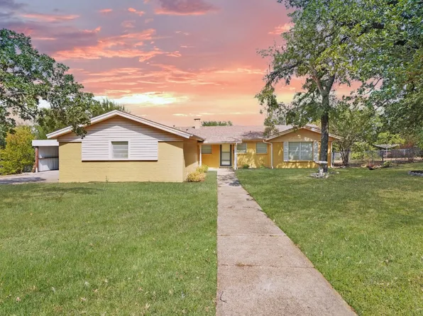 2403 Morningside Dr, Mineral Wells, TX 76067
