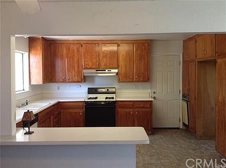 1st image of 11598 Peach Ave