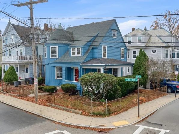 30 Leicester St, Brighton, MA 02135