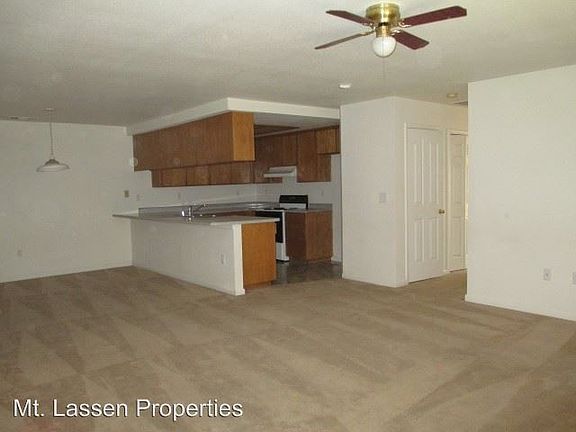 3rd image of 505 Howard Ct Unit B