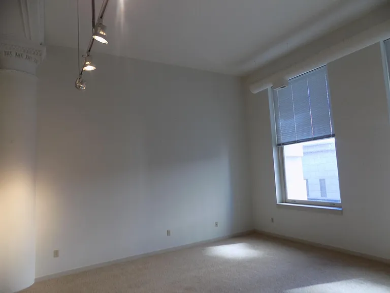 The Brandeis Apartments — Photo 38