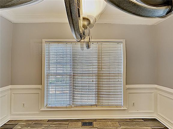 4th image of 107 Wetherbrooke Ln