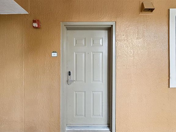 4th image of 12521 FLORIDAYS RESORT DRIVE #205F