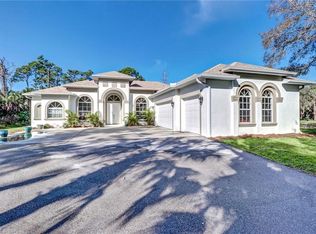 657 11th St NW, Naples, FL 34120