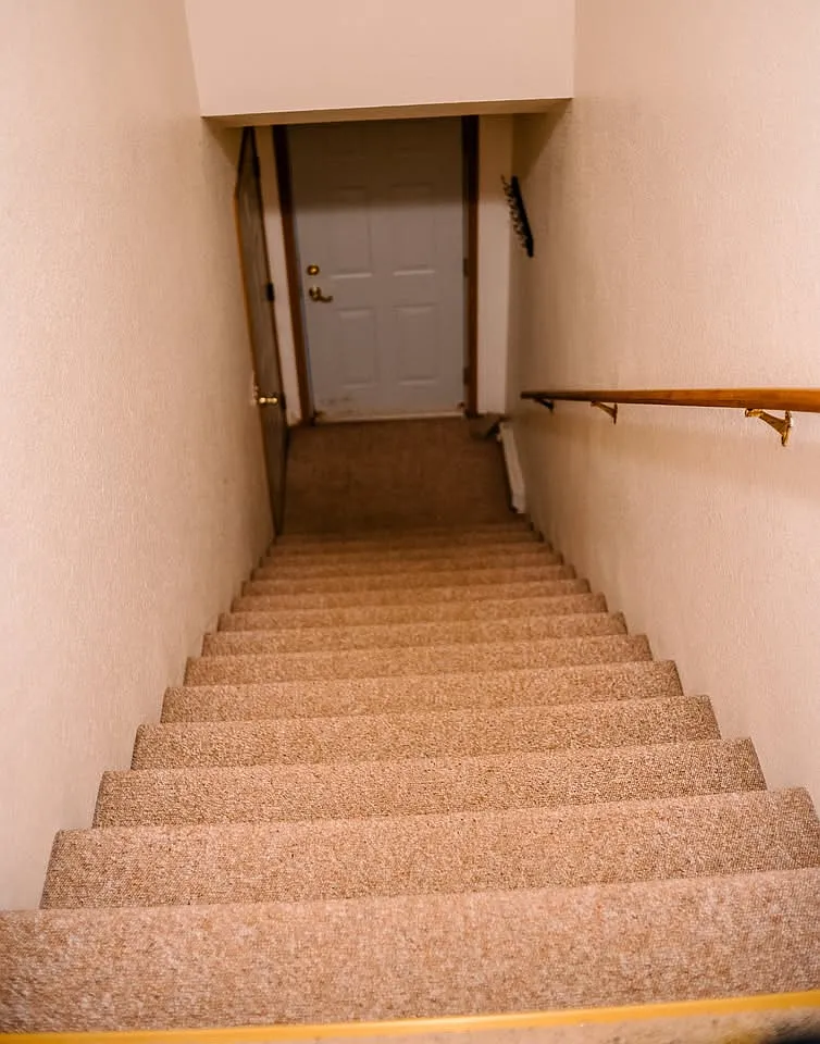 2 bed, 1100 sqft, $1,295 — Photo 2