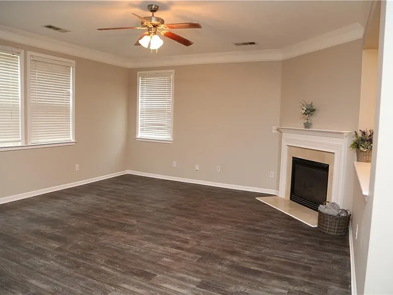 173 Parkmont Ct — Photo 8