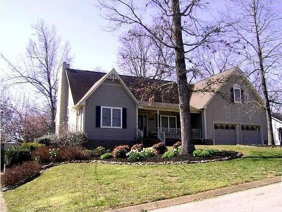 2nd image of 9208 Carriage Ln