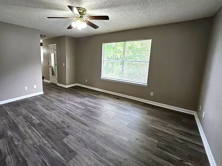 8610 Brookshadow Dr — Photo 10