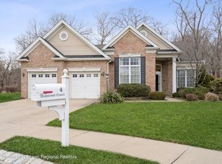 4 Halecrest Ct, Freehold, NJ 07728