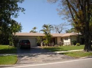 6540 SW 7th St, Margate, FL 33068