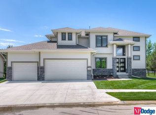 15161 Whitmore Cir, Bennington, NE 68007