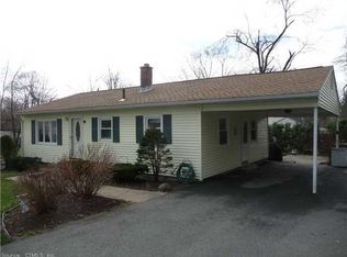 4 Auburn St, East Longmeadow, MA 01028