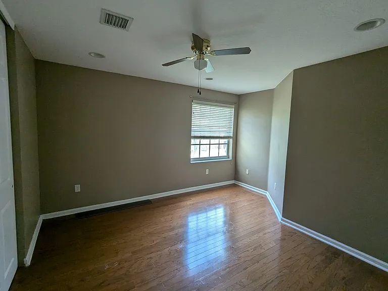 9015 Alexandra Cir — Photo 9