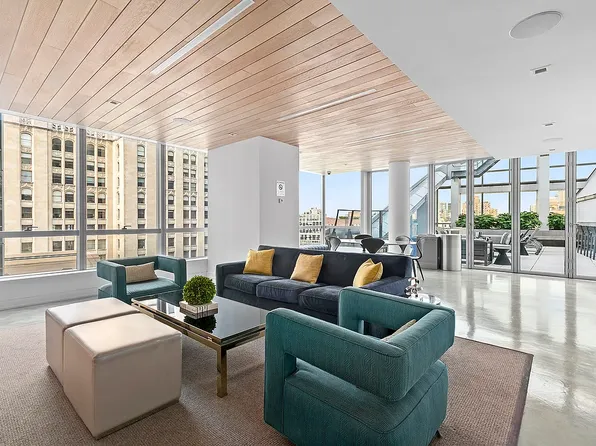 400 Park Avenue South image 10 of 15