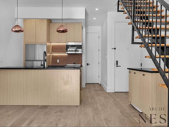 2nd image of 1696 Pacific St #4C