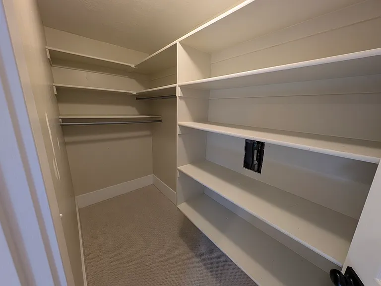 8743 N Franklin Dr — Photo 54