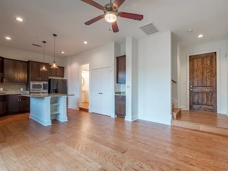8110 Ranch Road 2222 #2 — Photo 4