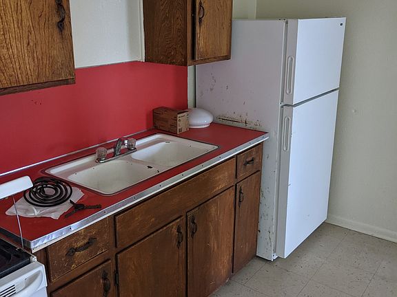 4th image of 1318 N 18th St APT 4