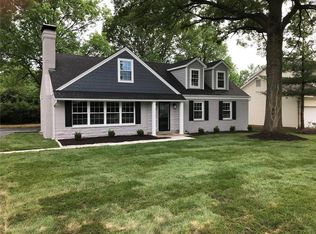 23 Chaminade Dr, Saint Louis, MO