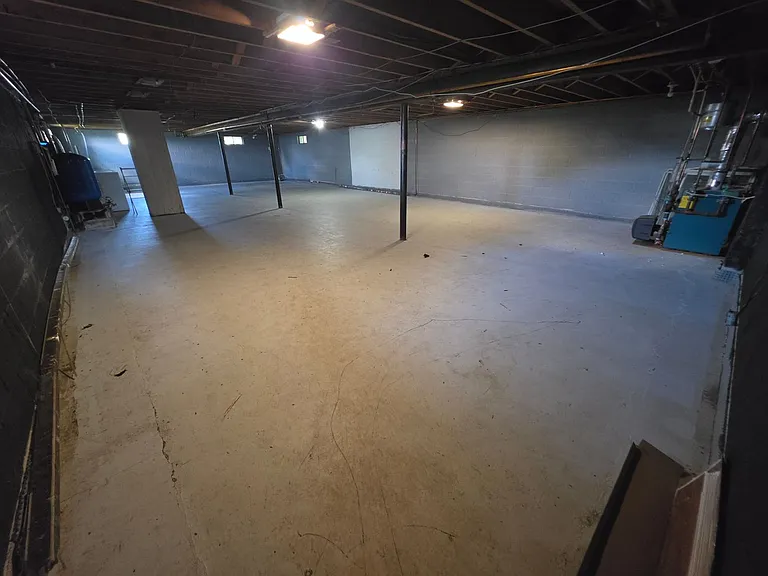 2213 Allibone Rd — Photo 19