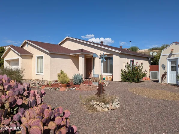 19440 E INDIAN HILLS Drive, Black Canyon City, AZ 85324