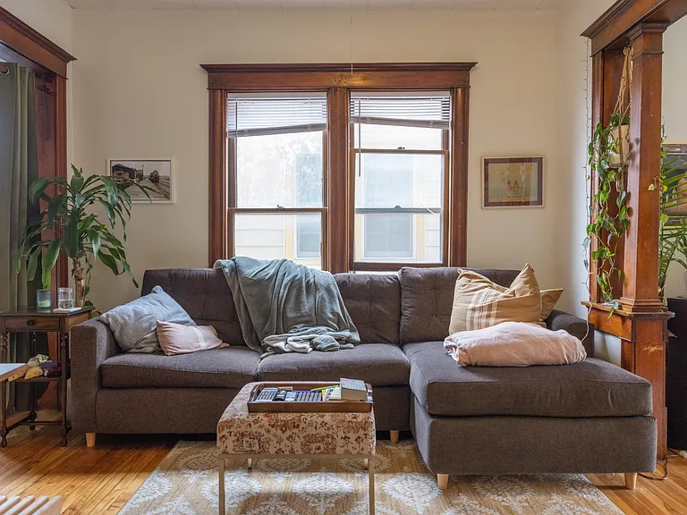 631 Jackson St NE #1 — Photo 9