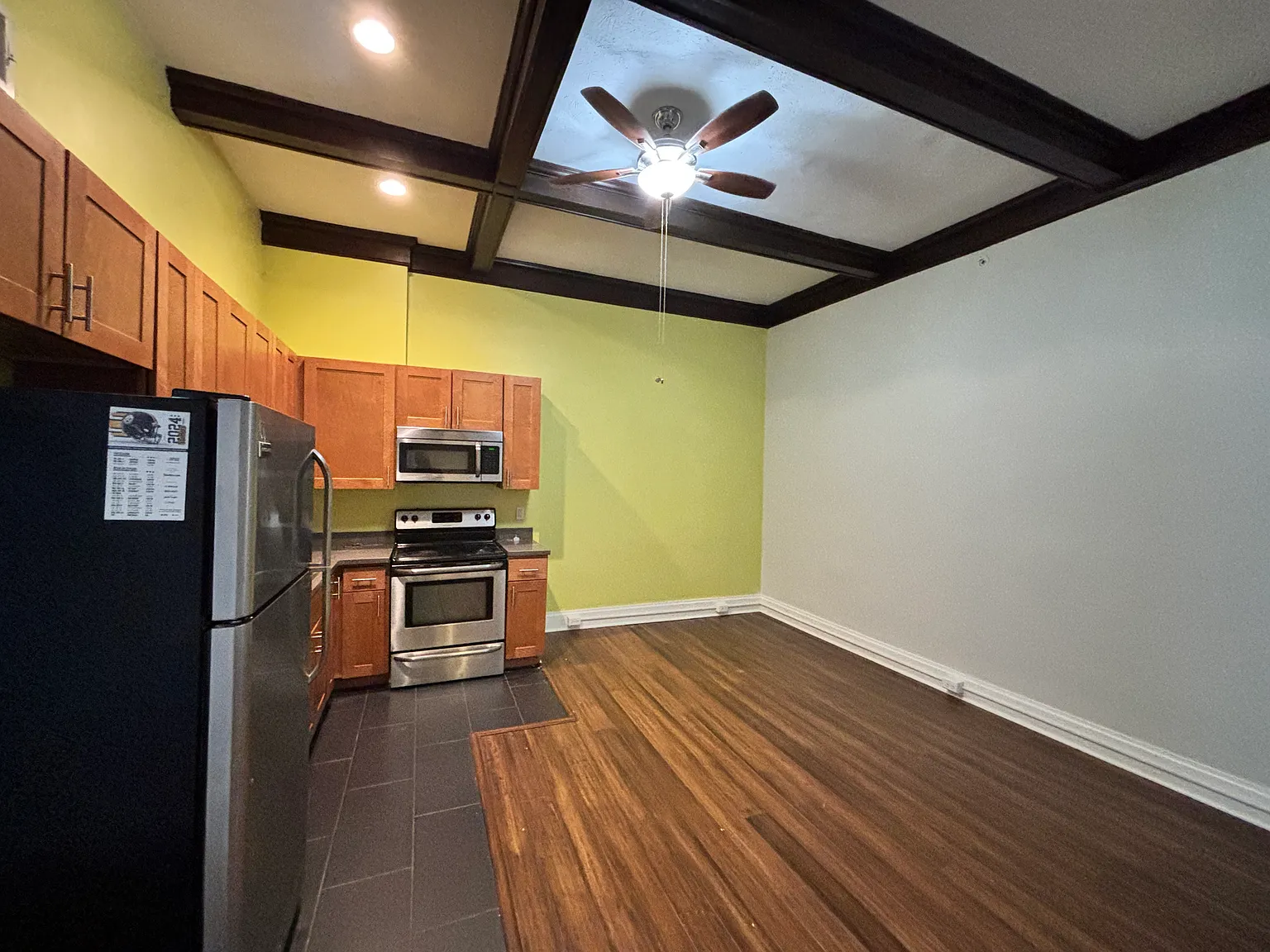 Studio, 500 sqft, $1,300 — Photo 1