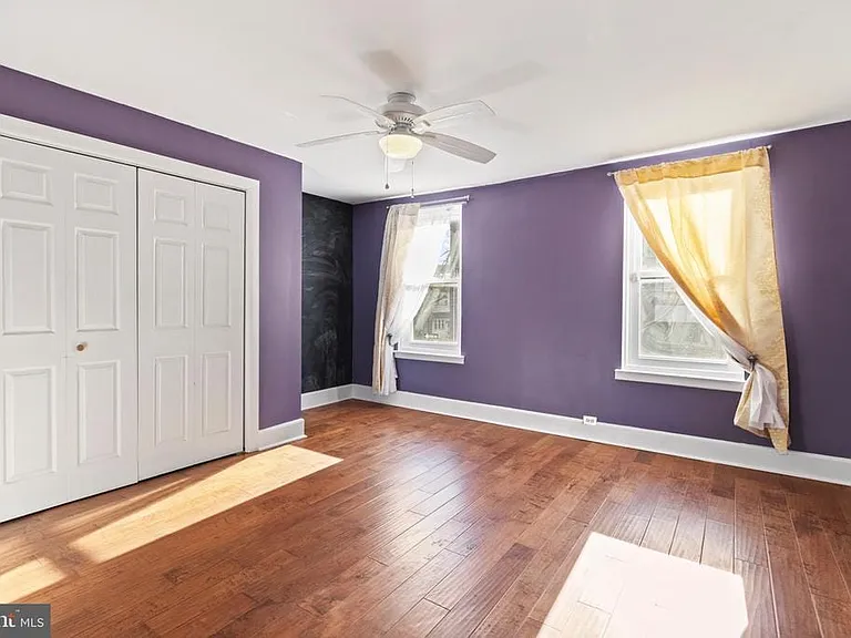 2443 E Cumberland St — Photo 10