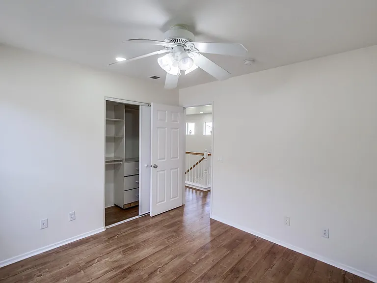 11905 Westview Pkwy — Photo 21