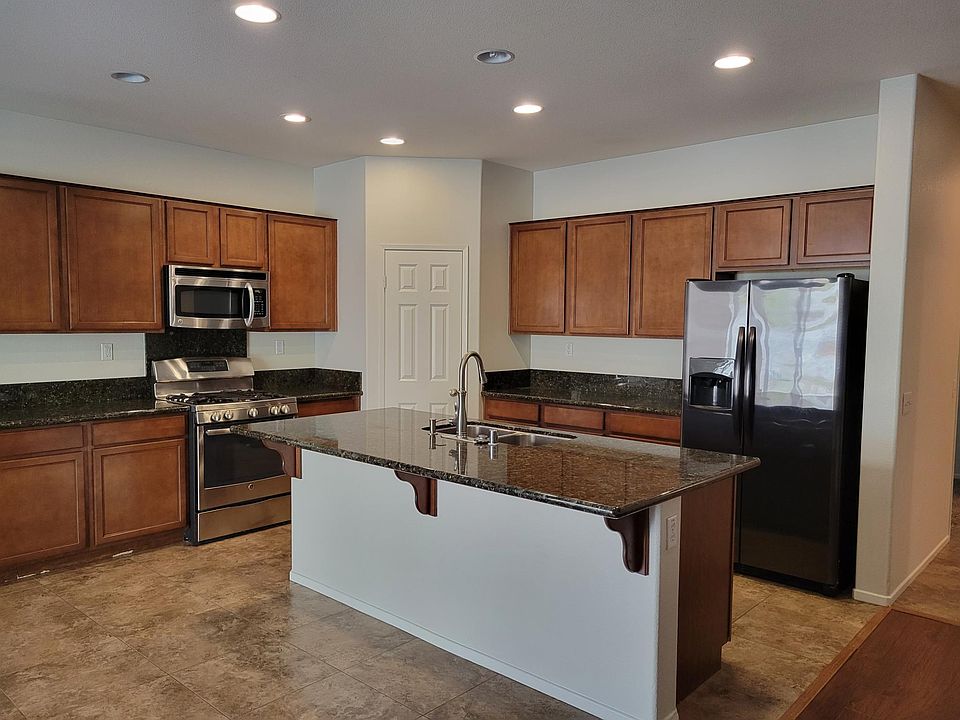 1st image of 30816 Moonflower Ln
