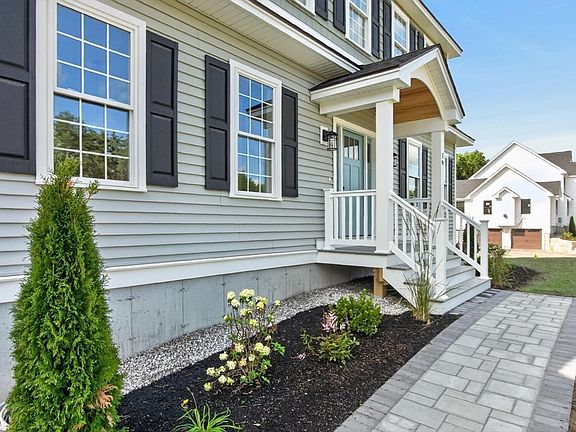 3rd image of 19 Unkety Brook Way