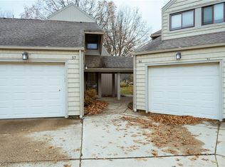 57 Landings Way, Avon Lake, OH