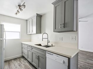 6426 S Victoria Ave #6426, Los Angeles, CA 90043