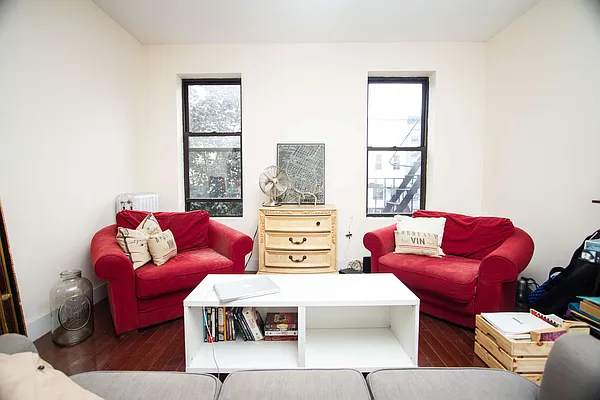 Rented by Nooklyn NYC LLC | media 37