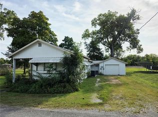 1206 Orange St, Pleasanton, KS 66075