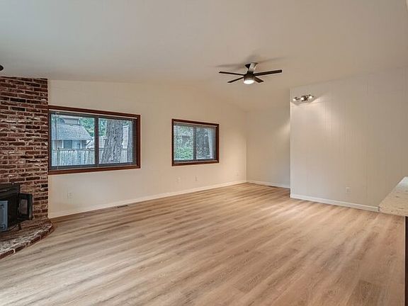 5th image of 8304 Luzader Ln SW