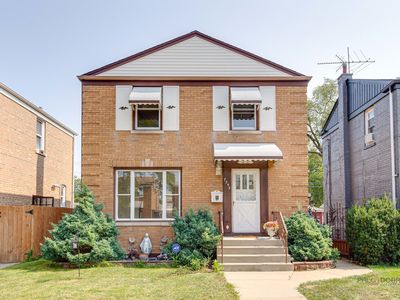 7345 S Washtenaw Ave, Chicago, IL, 60629
