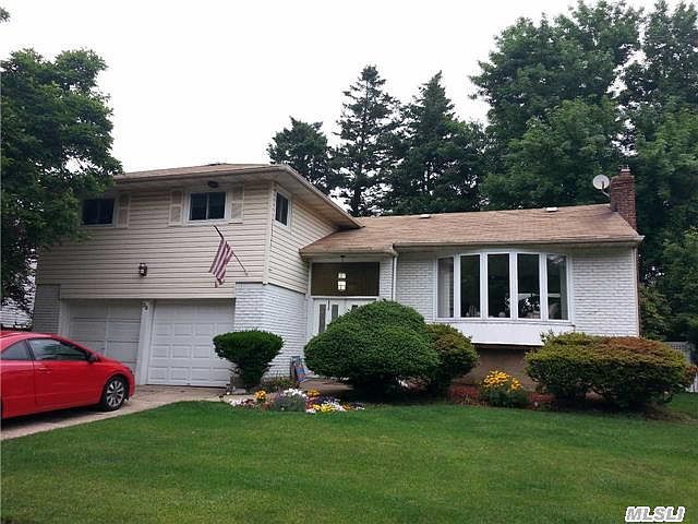 1st image of 25 East Dr