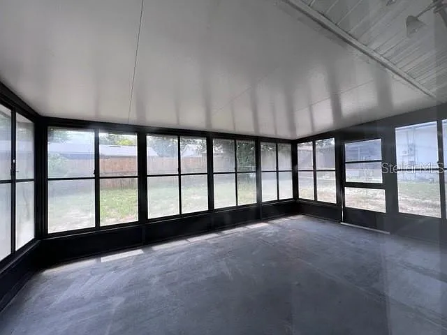 808 Caloosa Trl — Photo 11