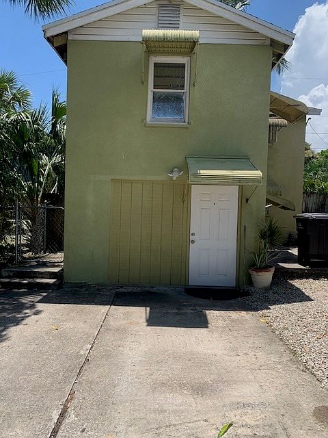 Separate entry way. Recently painted door.