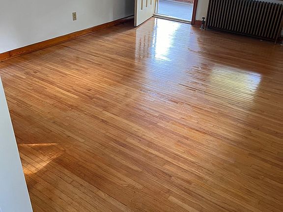 4th image of 436 17th St #1