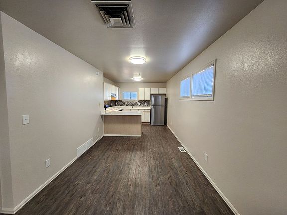 5th image of 1433 Anita St