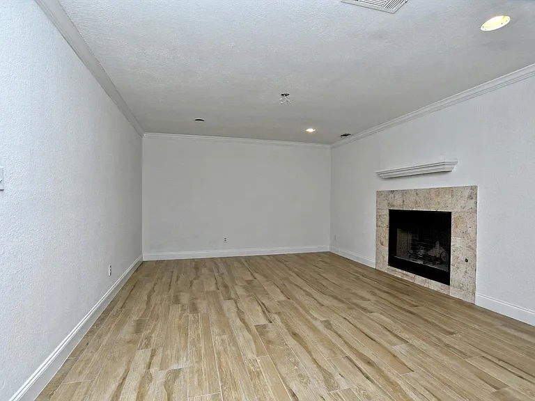 17607 Klamath Falls Dr — Photo 6