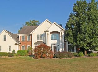 551 Birch Meadows Cir, Webster, NY 14580