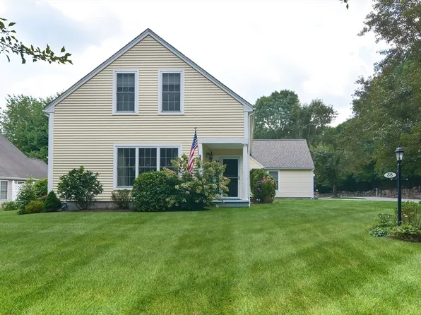 38 Twin Brooks Dr, South Easton, MA 02375