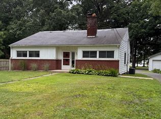 800 S 2nd St, Chesterton, IN 46304