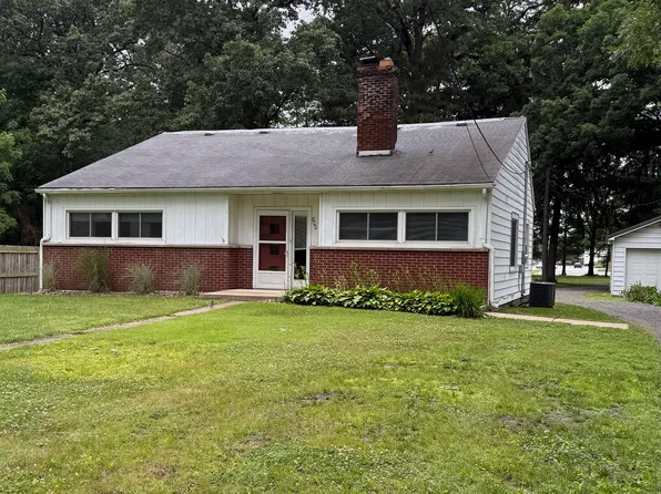 800 S 2nd St, Chesterton, IN 46304