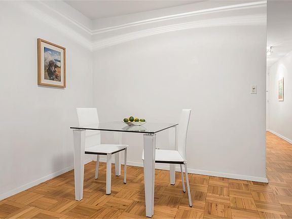 5th image of 15 W 72nd St APT 2S